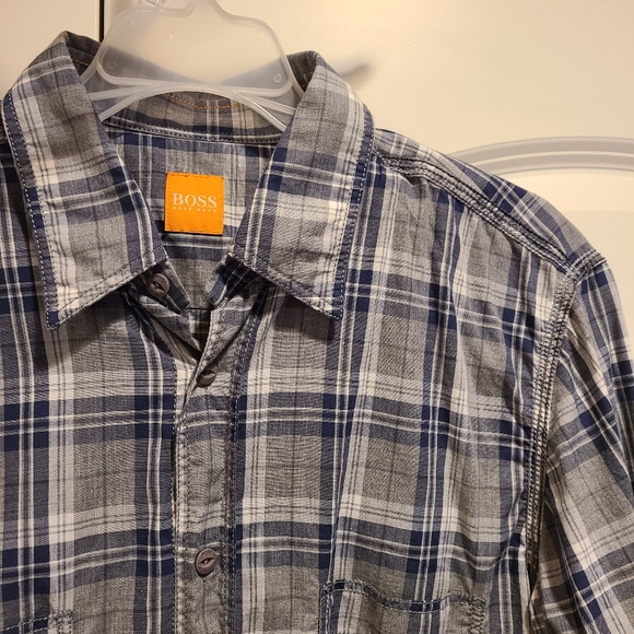 Hugo Boss Shirt - Picture 2 of 6